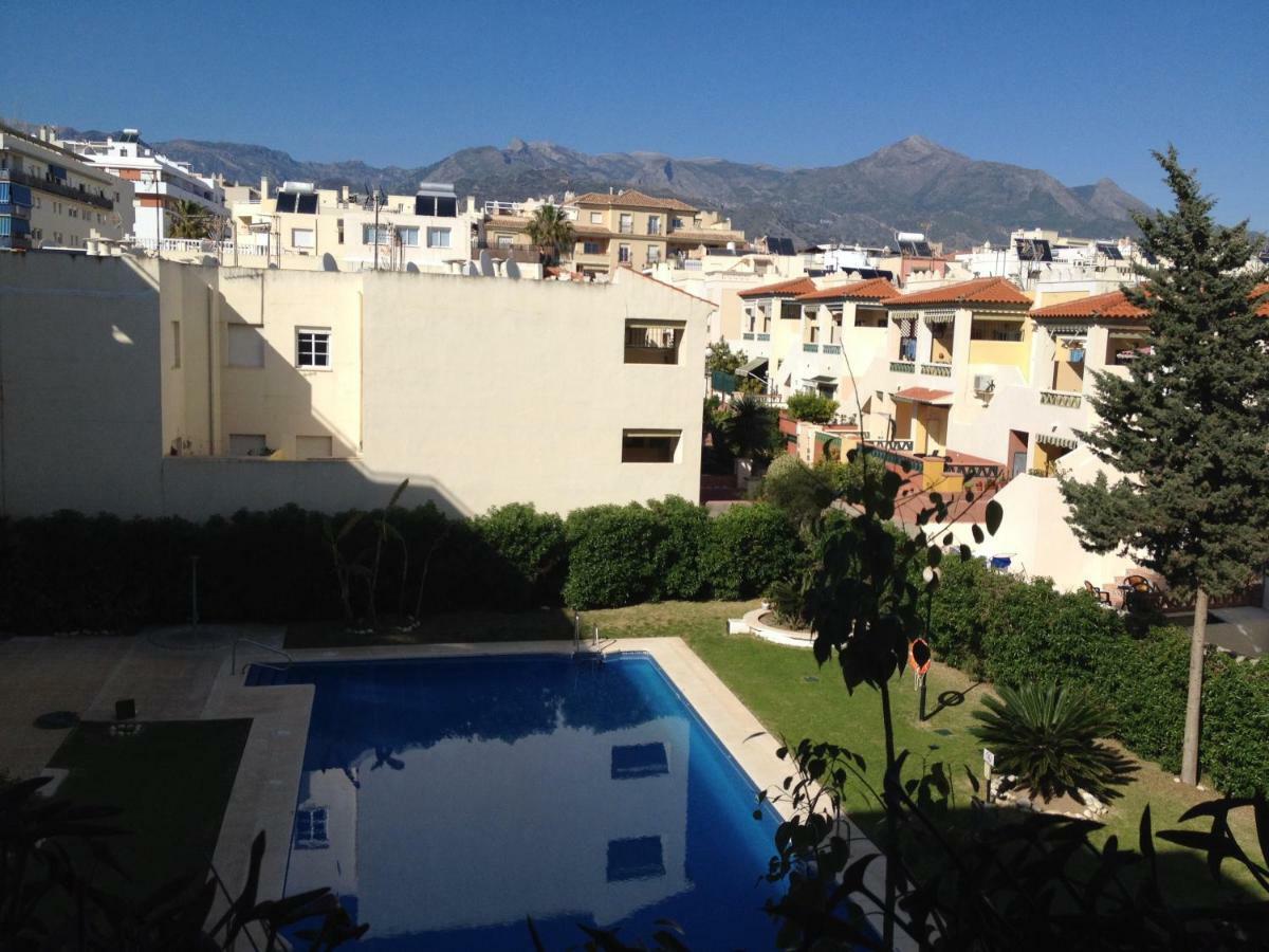 Chaparil Lägenhet Nerja Exteriör bild